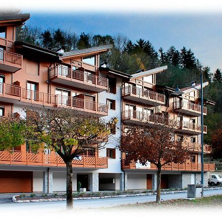 코마노테르메 Residenza Finestra Sul Parco 아파트 외부 사진